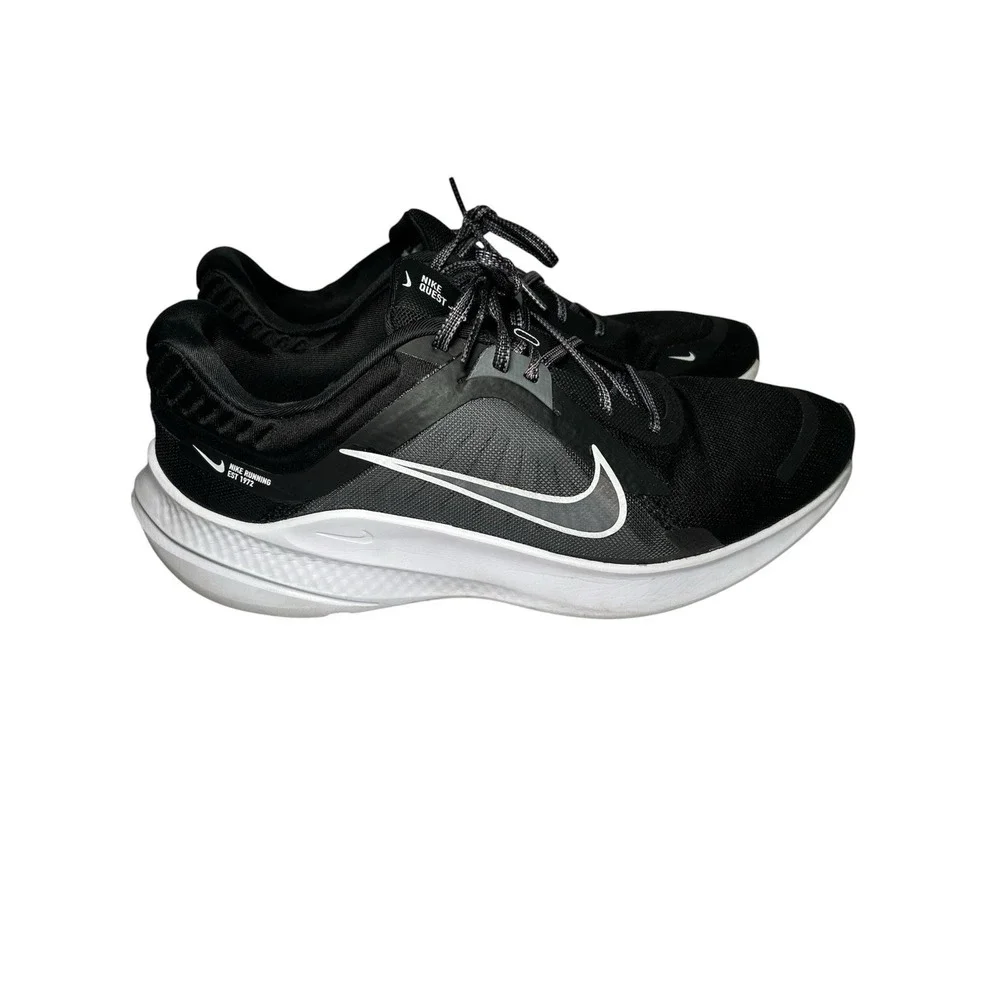 Nike Womens Quest 5 DD9291-002‎ Size 11Black Running Shoes Sneakers